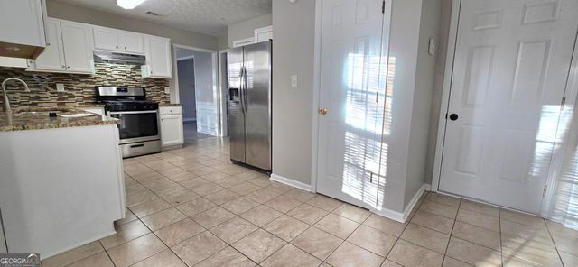 610 James Ridge Drive, Lawrenceville, GA 30045