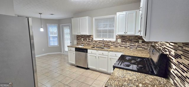 610 James Ridge Drive, Lawrenceville, GA 30045