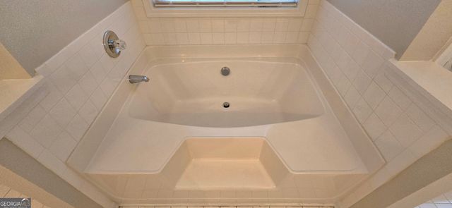 610 James Ridge Drive, Lawrenceville, GA 30045