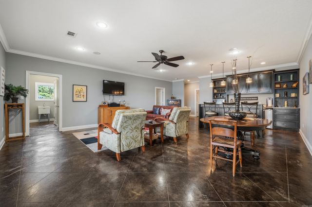 227 Long Island Drive, Hot Springs, AR 71913