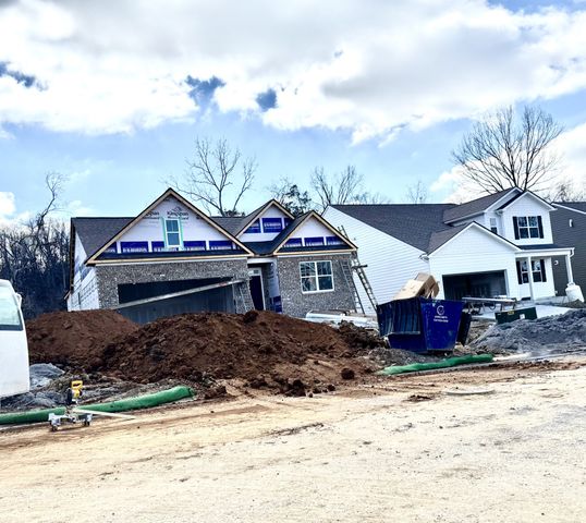 1523 Mountain View Dr, Lebanon, TN 37090