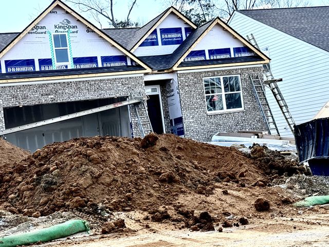 1523 Mountain View Dr, Lebanon, TN 37090