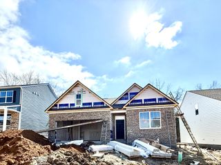 1523 Mountain View Dr, Lebanon, TN 37090