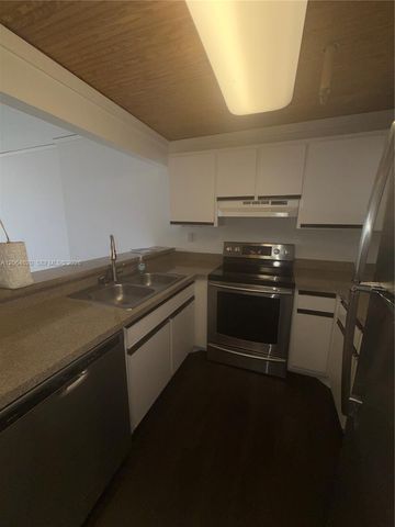 540 Brickell Key Drive 617, Miami, FL 33131