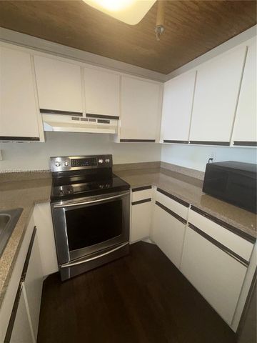 540 Brickell Key Drive 617, Miami, FL 33131