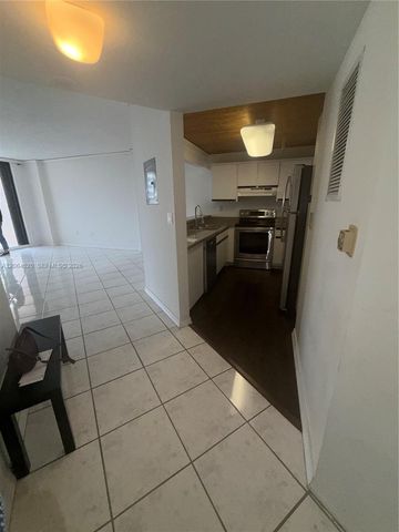 540 Brickell Key Drive 617, Miami, FL 33131