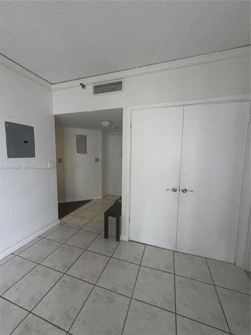 540 Brickell Key Drive 617, Miami, FL 33131