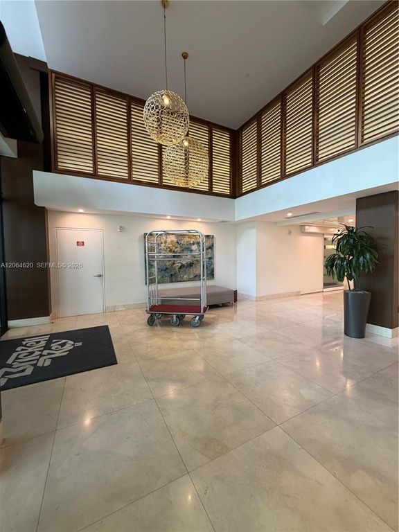 540 Brickell Key Drive 617, Miami, FL 33131
