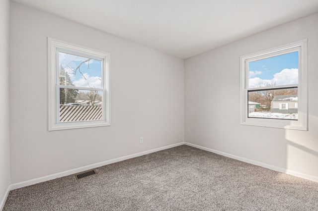 512 Sehring Street, Joliet, IL 60436