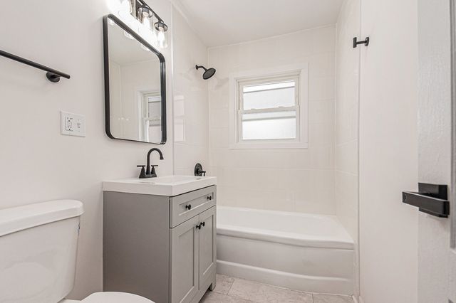 512 Sehring Street, Joliet, IL 60436