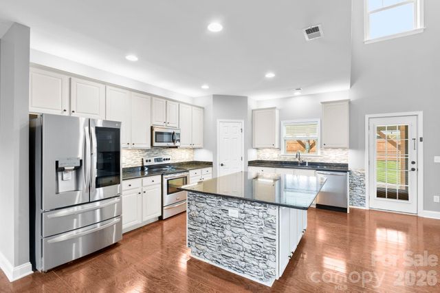 181 Alligator Drive, Fletcher, NC 28732