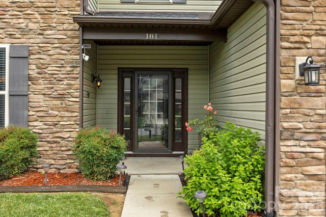 181 Alligator Drive, Fletcher, NC 28732