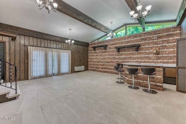 1013 King Richard Boulevard, Johnson City, TN 37604