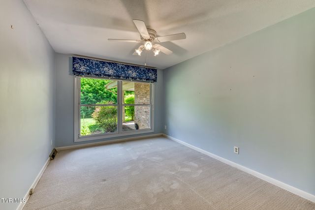 1013 King Richard Boulevard, Johnson City, TN 37604