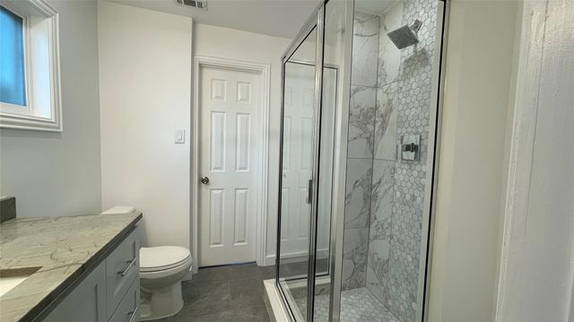 2931 Ivandell Avenue, Dallas, TX 75211