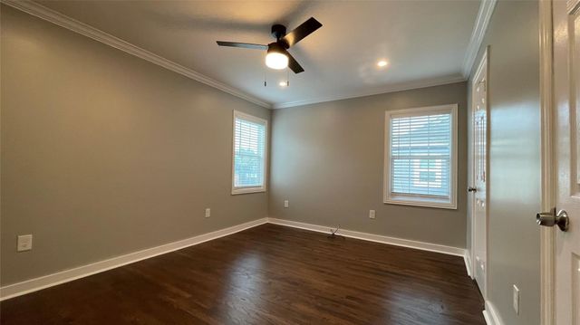 2931 Ivandell Avenue, Dallas, TX 75211