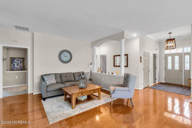 14 Vecchio Road, Manchester, NJ 08759