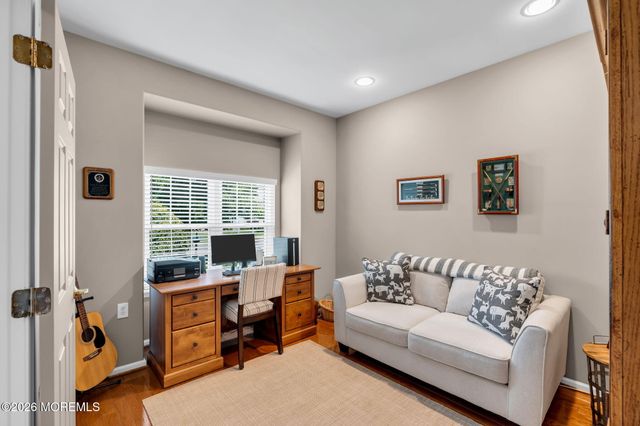 14 Vecchio Road, Manchester, NJ 08759
