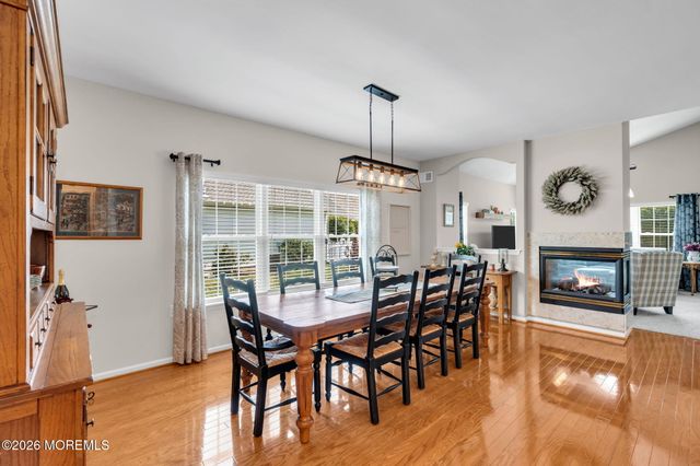 14 Vecchio Road, Manchester, NJ 08759