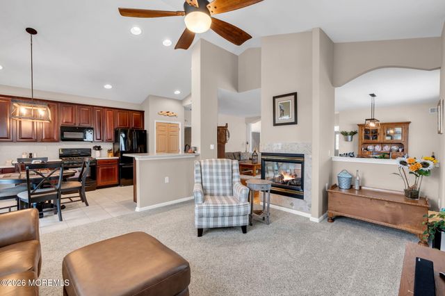 14 Vecchio Road, Manchester, NJ 08759