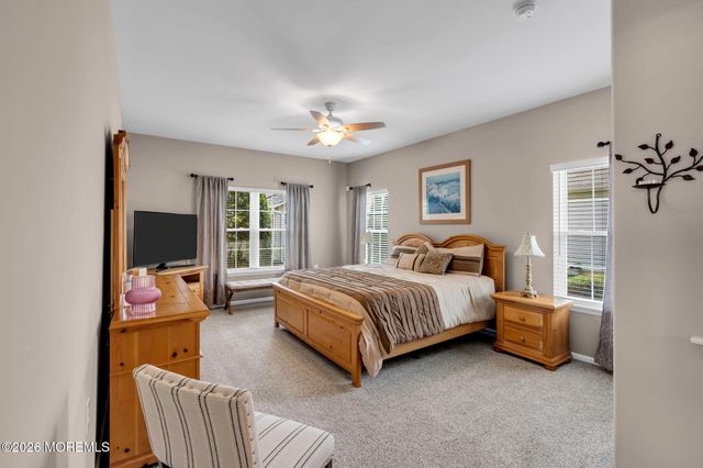 14 Vecchio Road, Manchester, NJ 08759