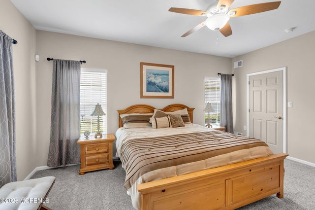 14 Vecchio Road, Manchester, NJ 08759