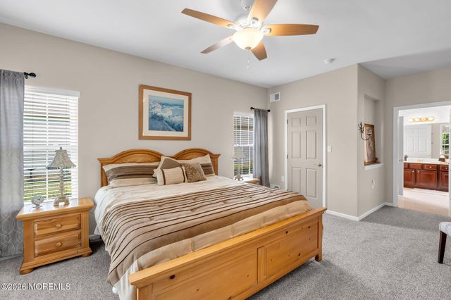 14 Vecchio Road, Manchester, NJ 08759