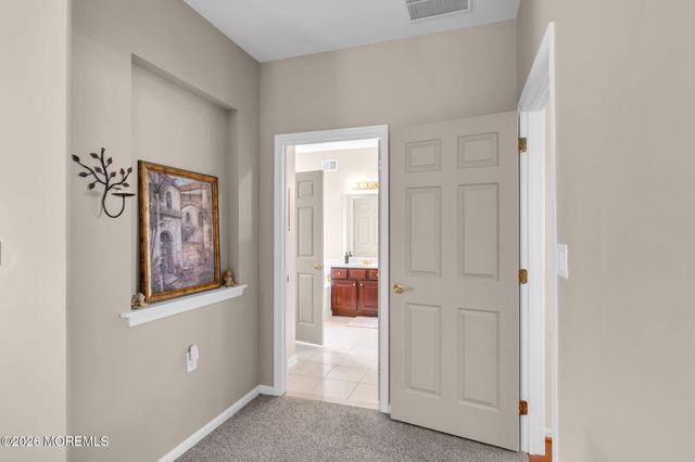 14 Vecchio Road, Manchester, NJ 08759
