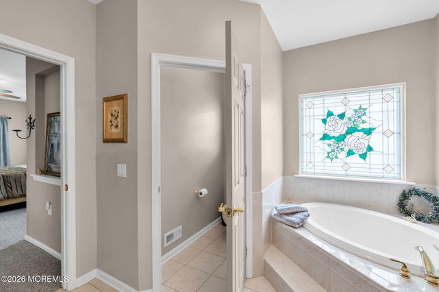 14 Vecchio Road, Manchester, NJ 08759