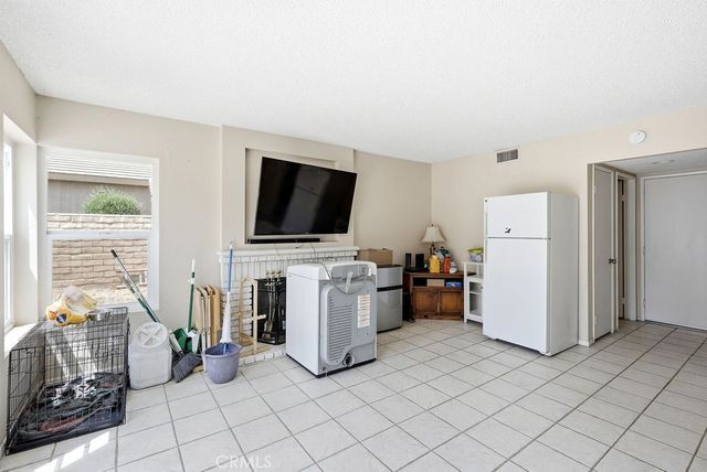 4722 E Avenue R4, Palmdale, CA 93552
