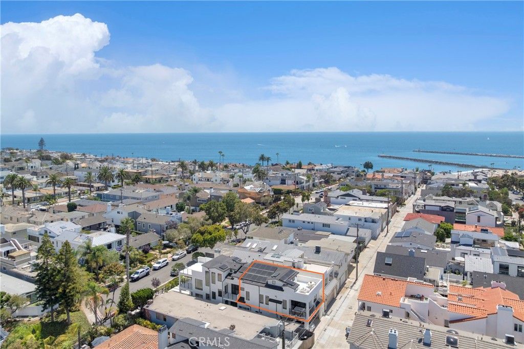 321 Larkspur Avenue 1/2, Corona Del Mar, CA 92625 — photo 2