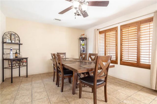 37422 cambridge Lane, Palmdale, CA 93550