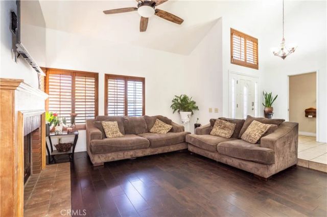 37422 cambridge Lane, Palmdale, CA 93550