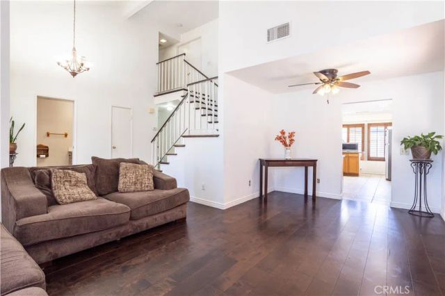 37422 cambridge Lane, Palmdale, CA 93550