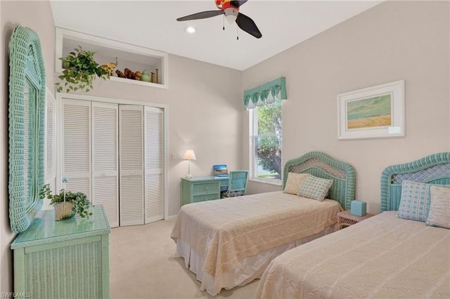 6687 Huntley LN S, Naples, FL 34104