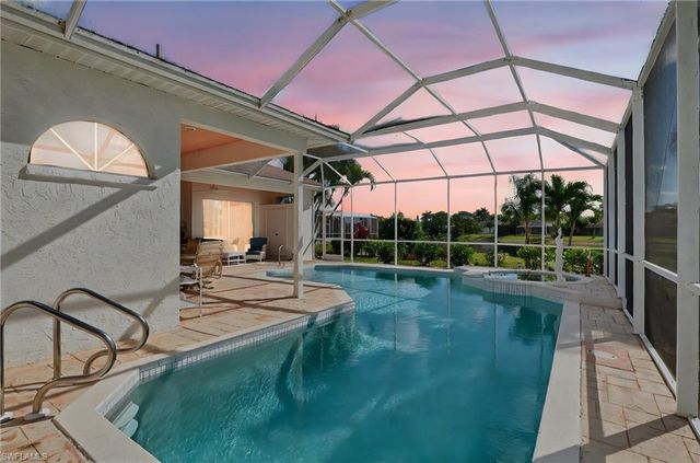 6687 Huntley LN S, Naples, FL 34104