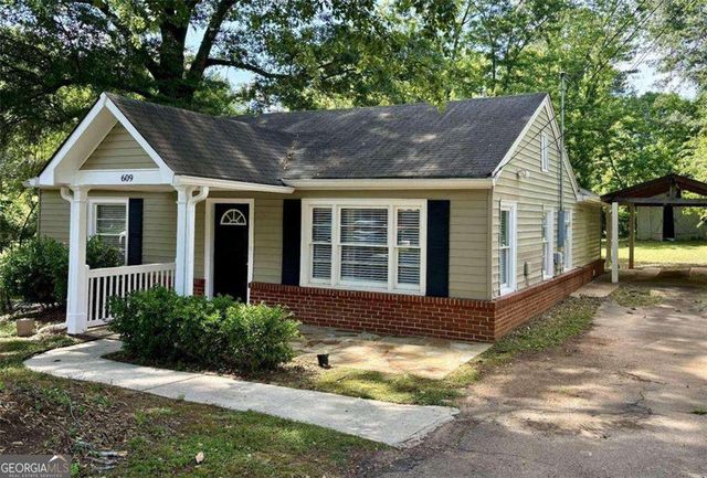 609 San Fernardo Drive SE, Smyrna, GA 30080