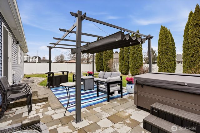 24335 E Sperling Court, Liberty Lake, WA 99019