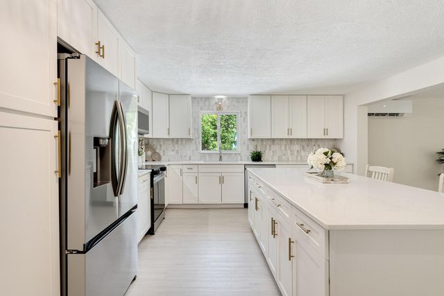 82260 Overseas Highway, Upper Matecumbe Key Islamorada, FL 33036