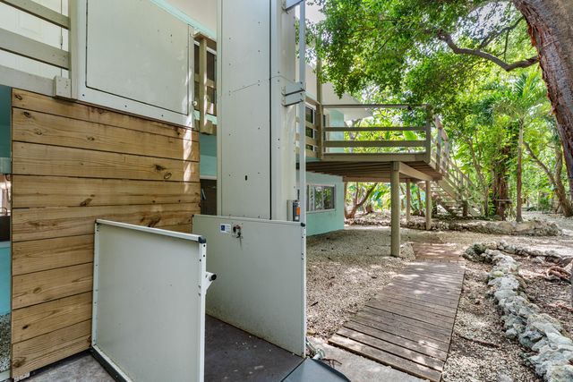 82260 Overseas Highway, Upper Matecumbe Key Islamorada, FL 33036