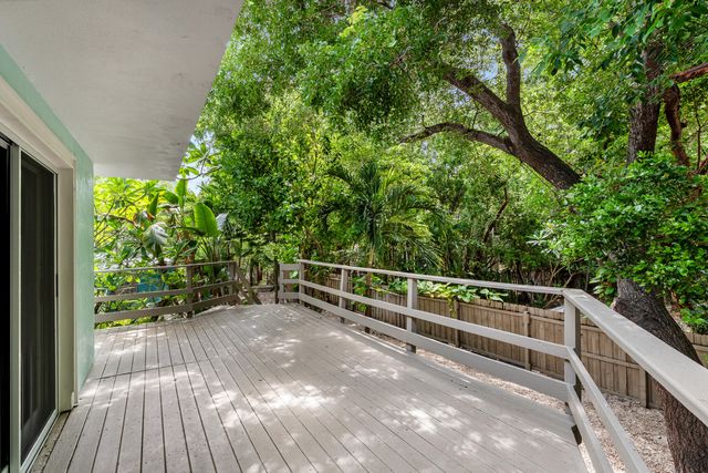 82260 Overseas Highway, Upper Matecumbe Key Islamorada, FL 33036