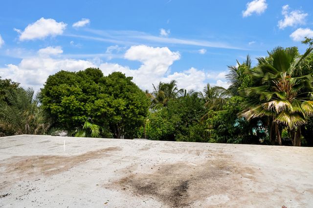 82260 Overseas Highway, Upper Matecumbe Key Islamorada, FL 33036