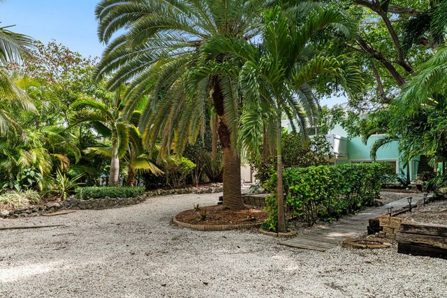 82260 Overseas Highway, Upper Matecumbe Key Islamorada, FL 33036