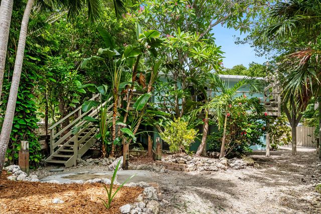 82260 Overseas Highway, Upper Matecumbe Key Islamorada, FL 33036