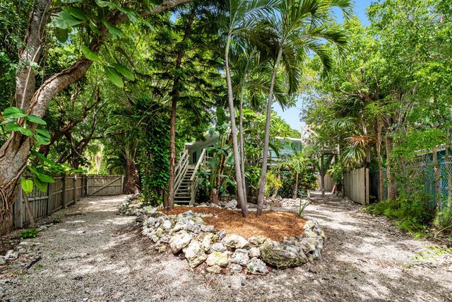 82260 Overseas Highway, Upper Matecumbe Key Islamorada, FL 33036