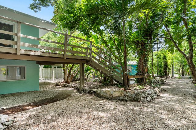 82260 Overseas Highway, Upper Matecumbe Key Islamorada, FL 33036