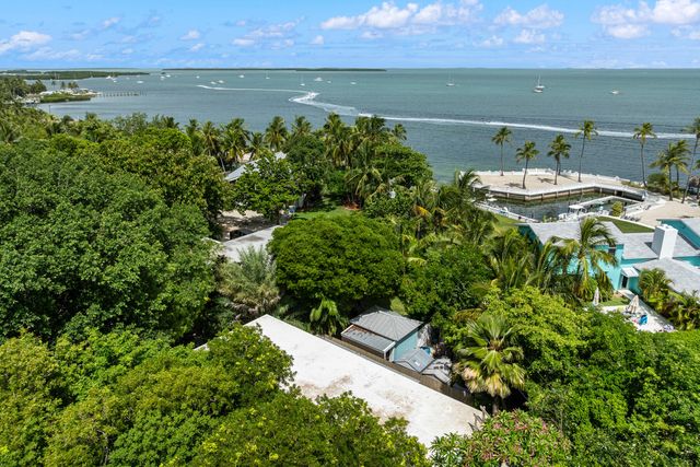 82260 Overseas Highway, Upper Matecumbe Key Islamorada, FL 33036