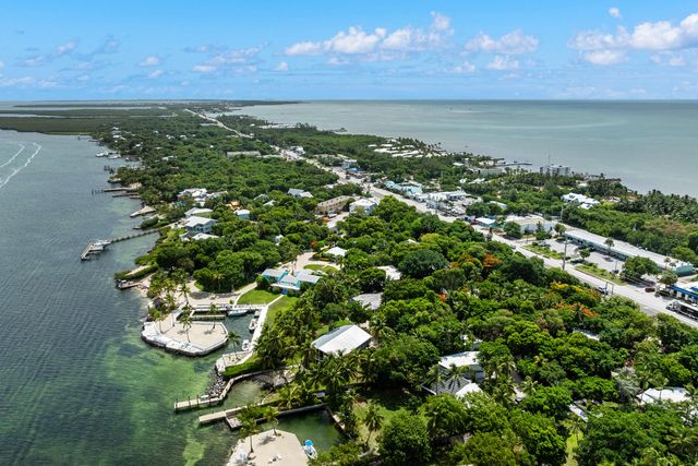 82260 Overseas Highway, Upper Matecumbe Key Islamorada, FL 33036