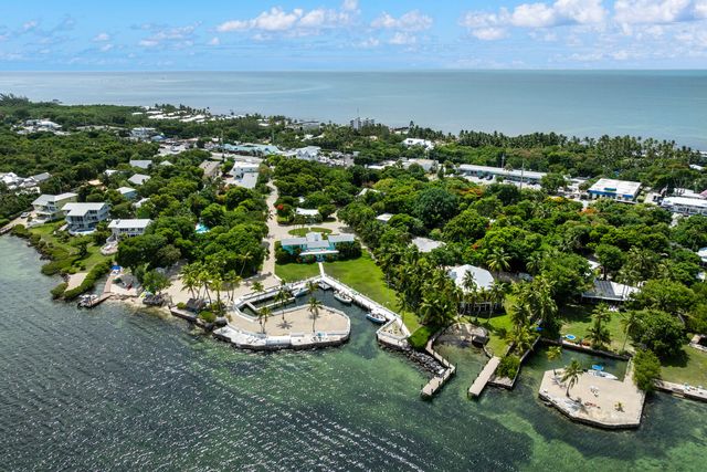 82260 Overseas Highway, Upper Matecumbe Key Islamorada, FL 33036