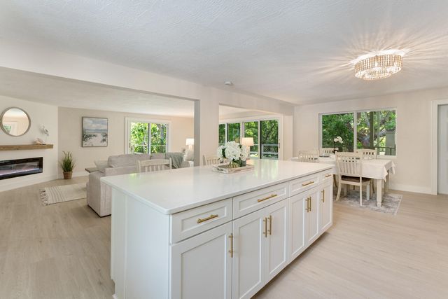 82260 Overseas Highway, Upper Matecumbe Key Islamorada, FL 33036